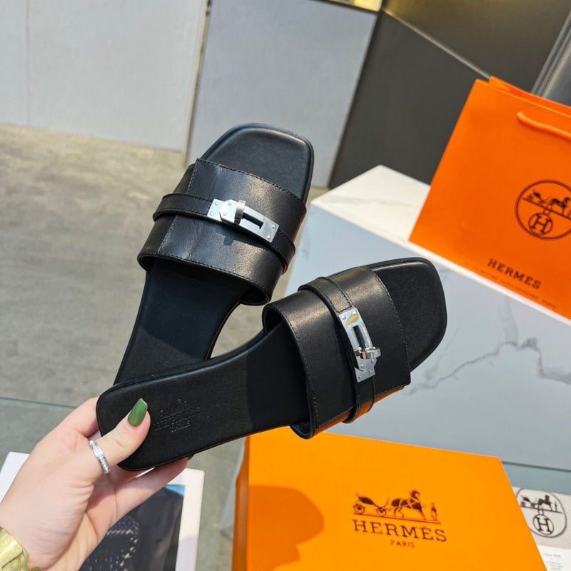 Ladies Fashion Flat Slippers