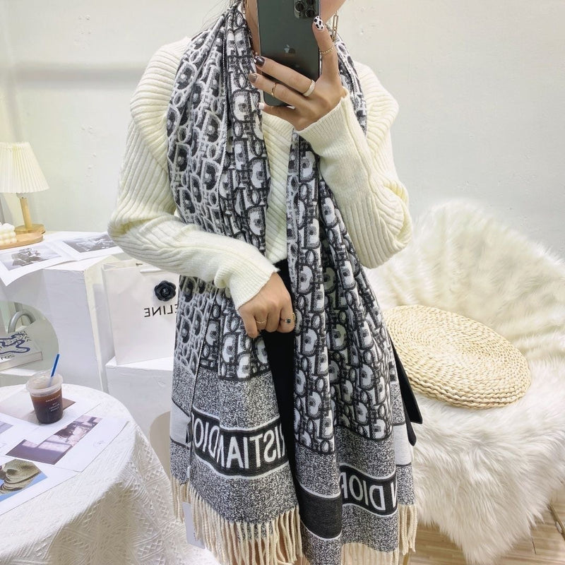 Classic Letter Printed Fashion Scarf