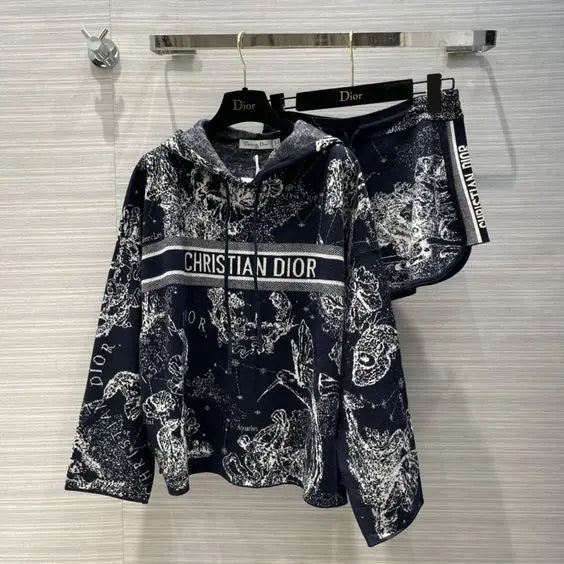Early Spring New Fashion Hooded Sweater Shorts Suit