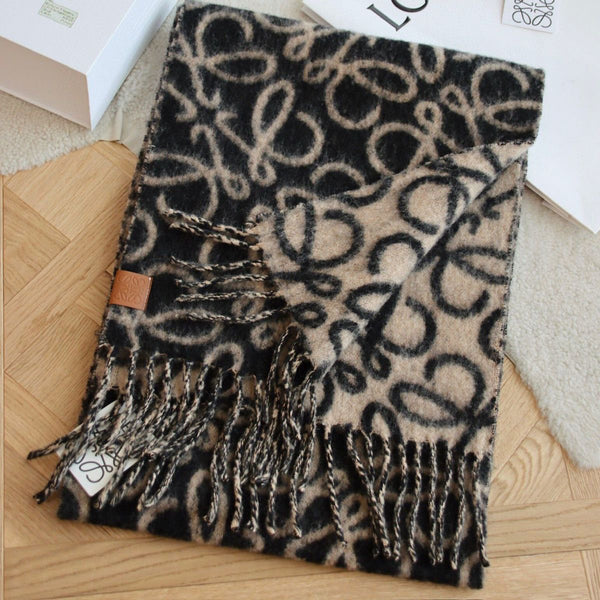 Fashion Classic Letter Printed Warm Scarf