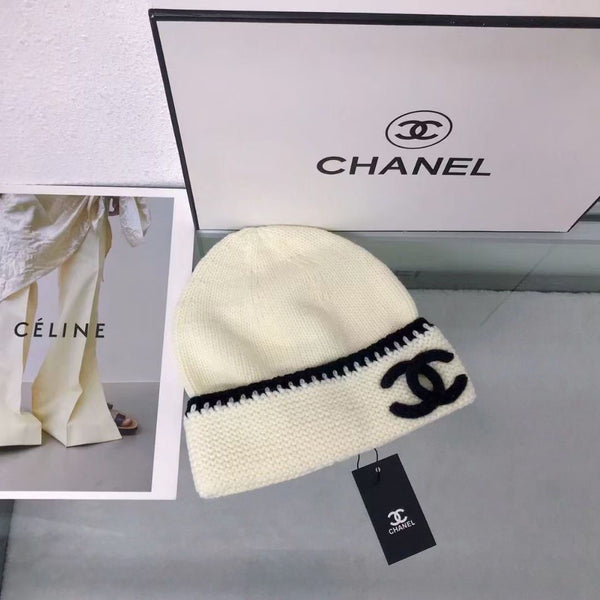 Fashionable Knitted Letter Beanie