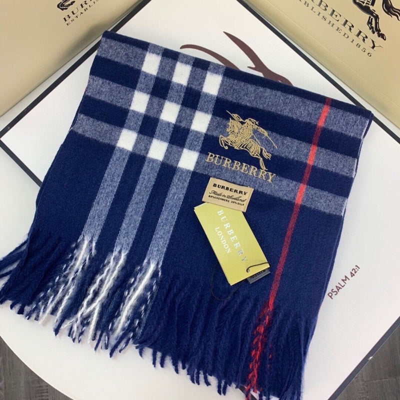 New In Letter Printed Warm Scarf