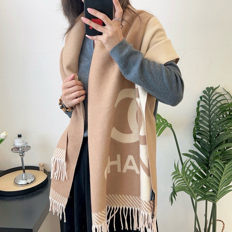 Hot Letter Printed Warm Scarf