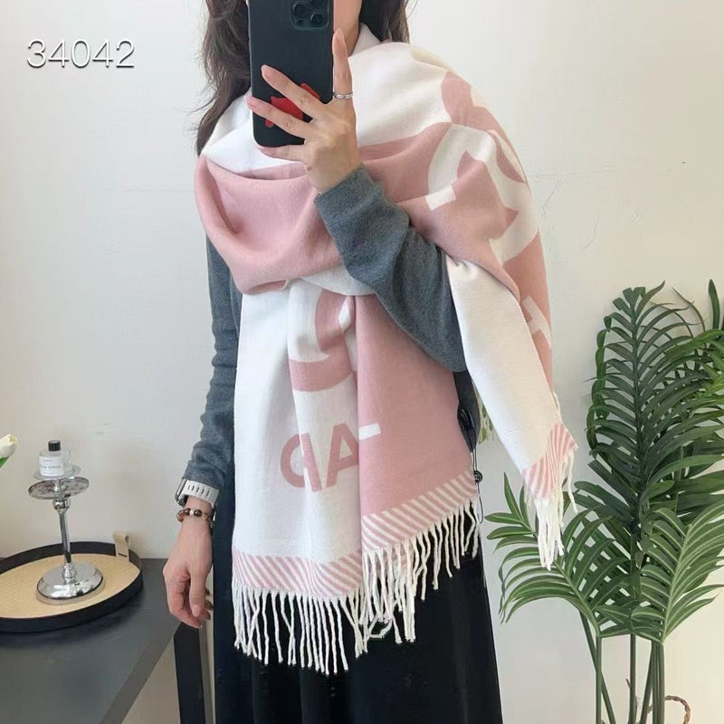 Hot Letter Printed Warm Scarf