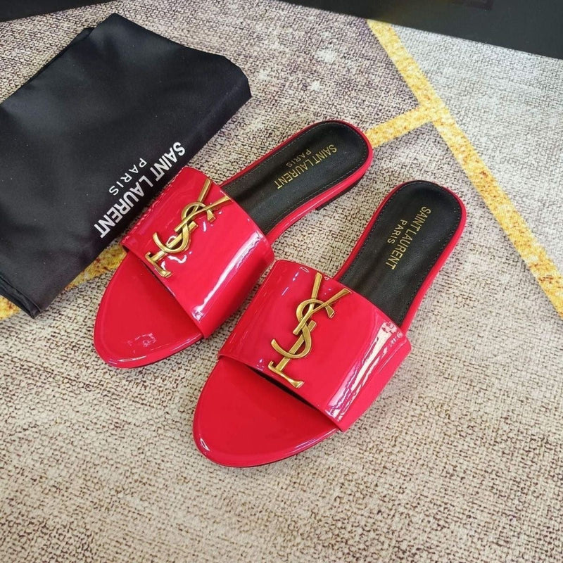 Trendy Women's Flat Slipper