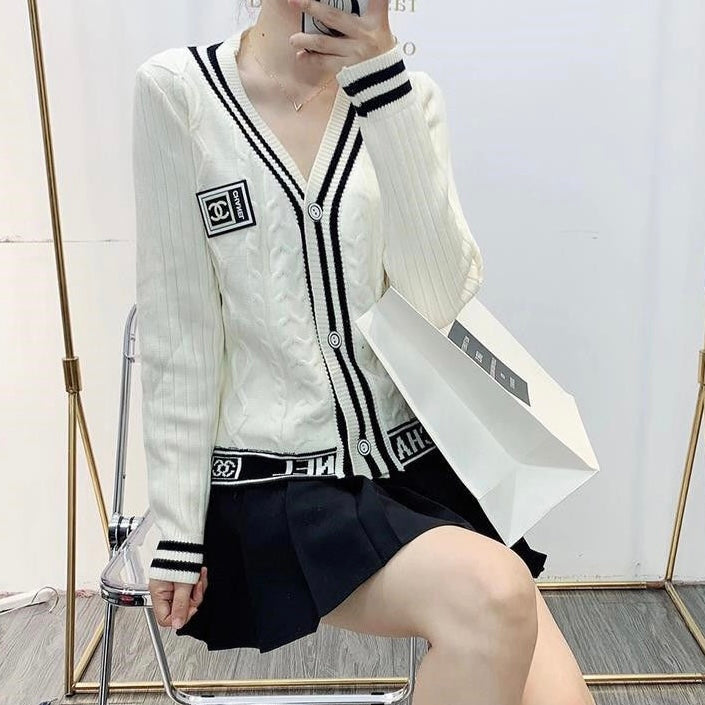 V-neck Slim Black and White Contrast Cardigan