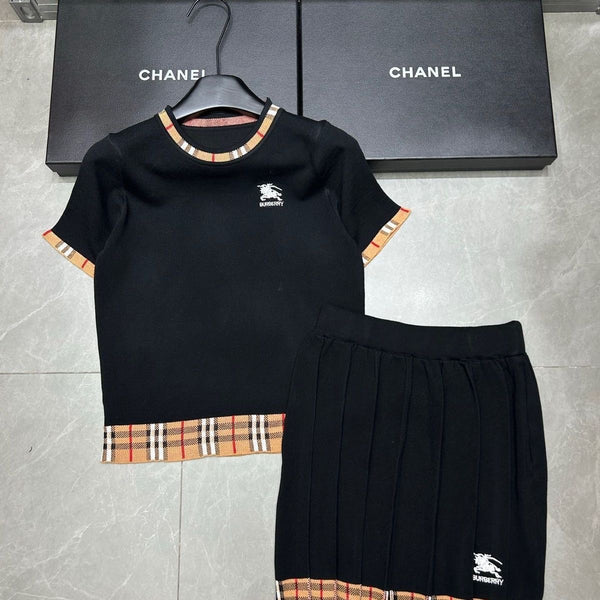 Colorblock Letter Jacquard Round Neck Sweater Short Sleeve + Pleated Skirt Two-piece Set