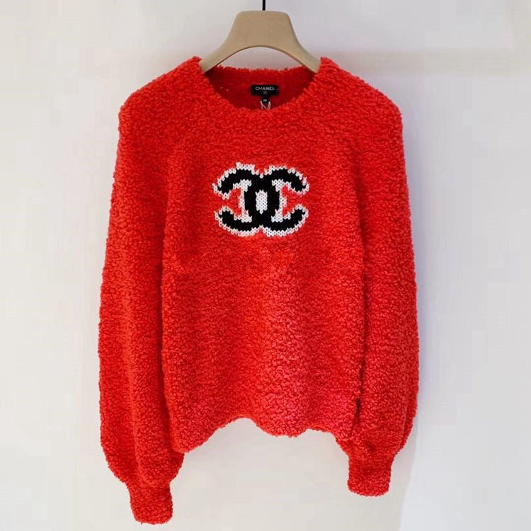 Round Neck Lamb Wool Base Letter Sweater