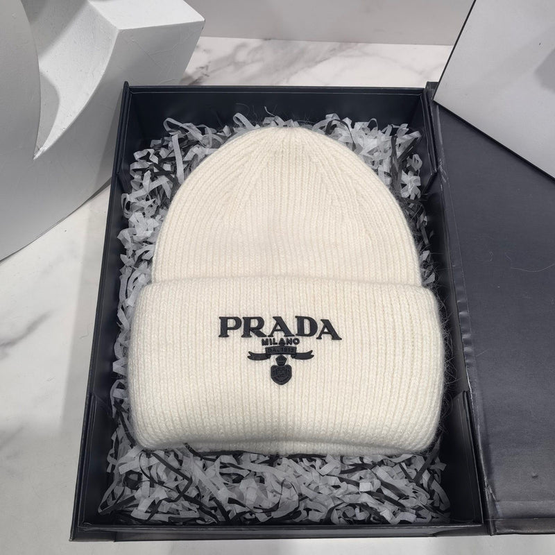 Popular Thickened Knitted Hats for Men and Women