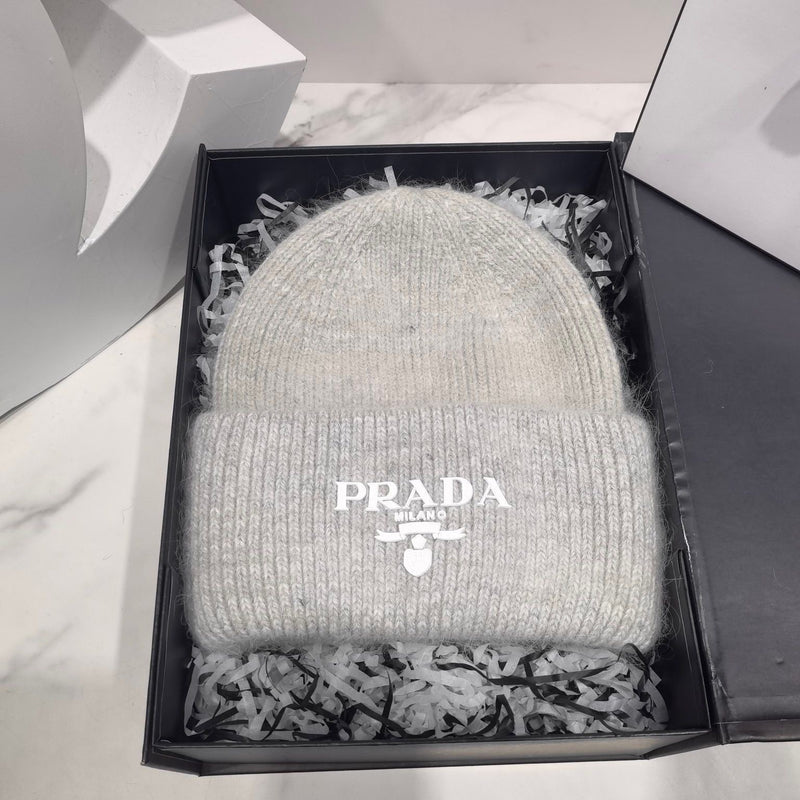 Popular Thickened Knitted Hats for Men and Women