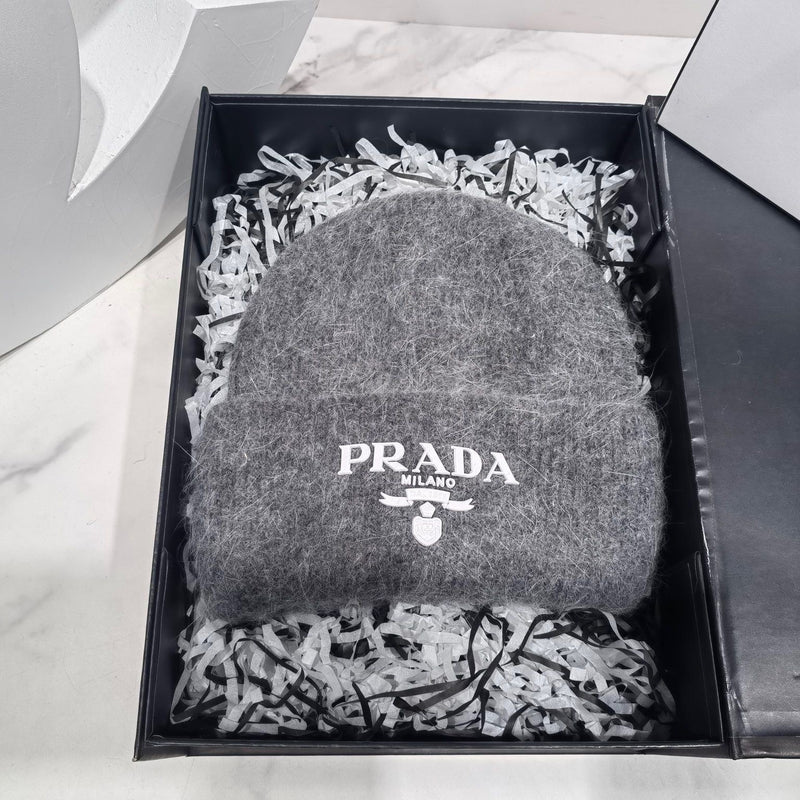 Popular Thickened Knitted Hats for Men and Women