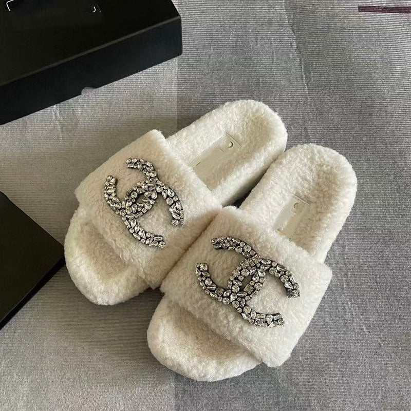 Fashion Letter Printed Cozy Slippers