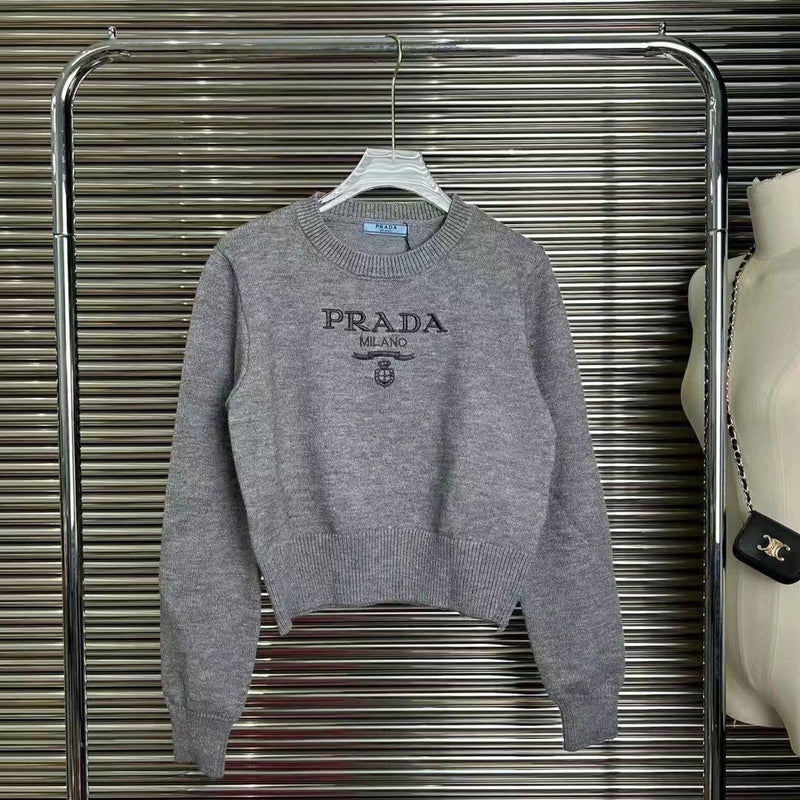 New Slim Fit Round Neck Embroidered Letter Sweater Cardigan