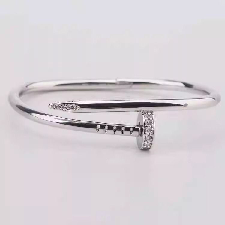 Women's Classic Nail Full Diamond Bracelet
