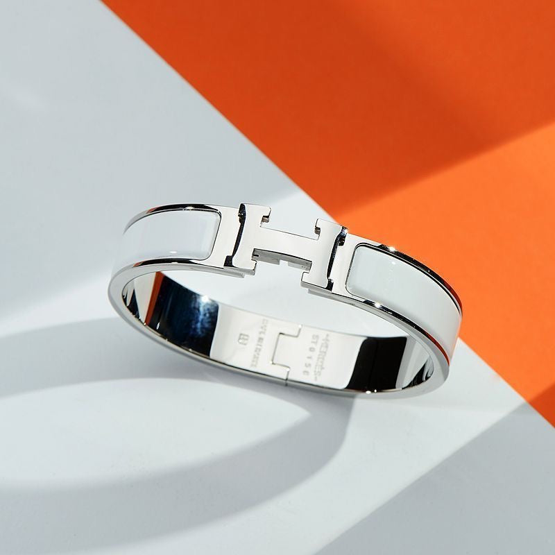 Fashion Classic H Letter Bracelet