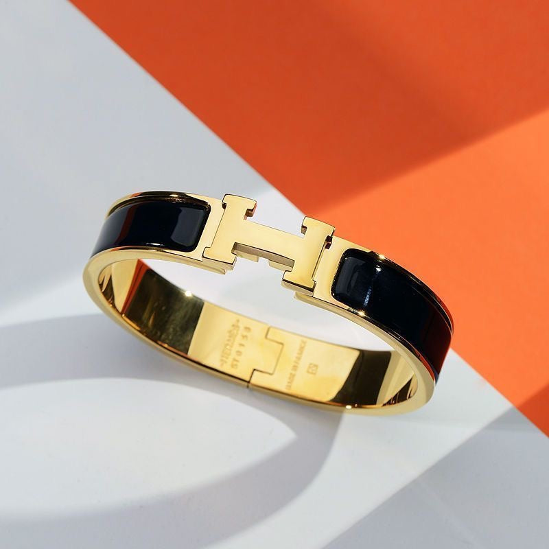 Fashion Classic H Letter Bracelet
