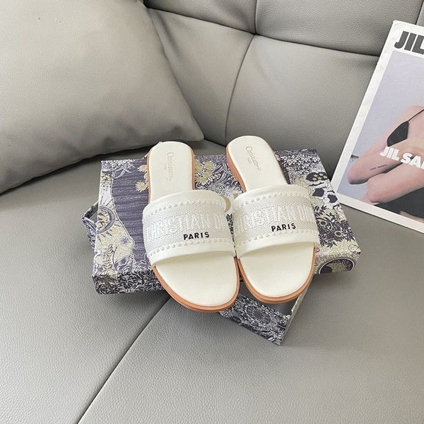 Embroidered Lettering Comfortable Slippers