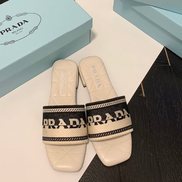 Lettering Embroidered Flat Slippers