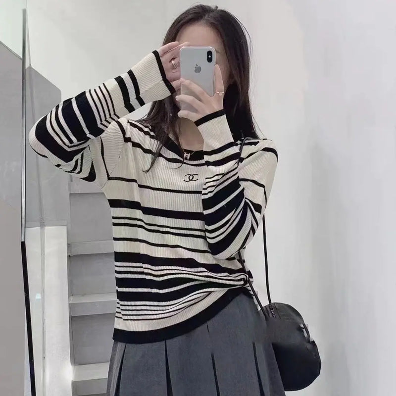 Versatile Letter Striped Short Sweater
