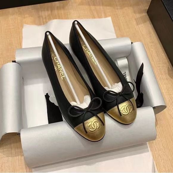 Women's Fashion Flat Shoes With Letter