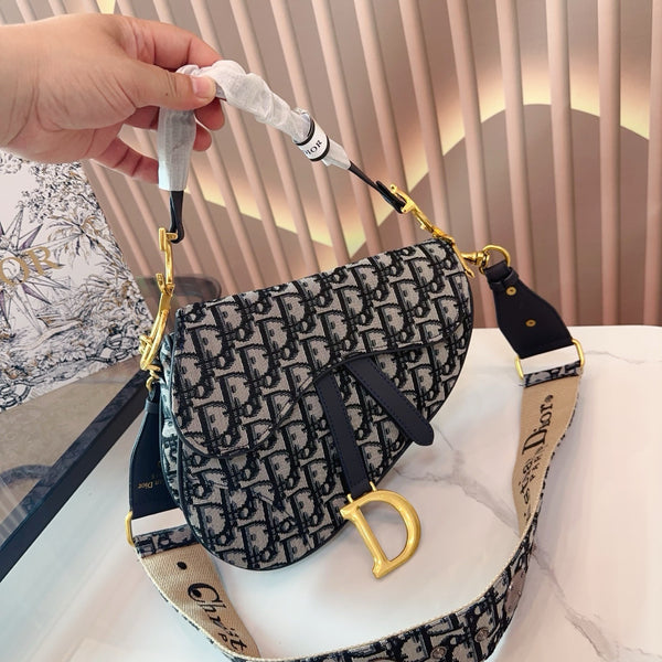 Fashion Letter Print Saddle Bag