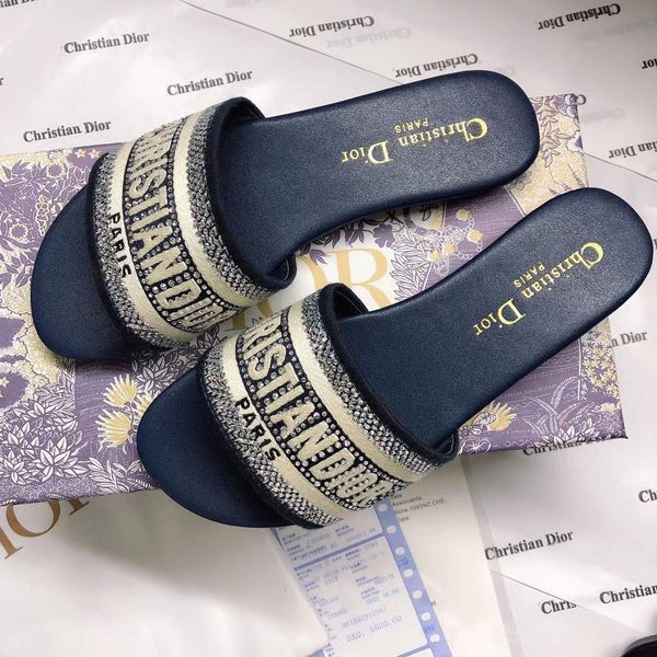 Women's Letter Printed Slippers With Rinstone