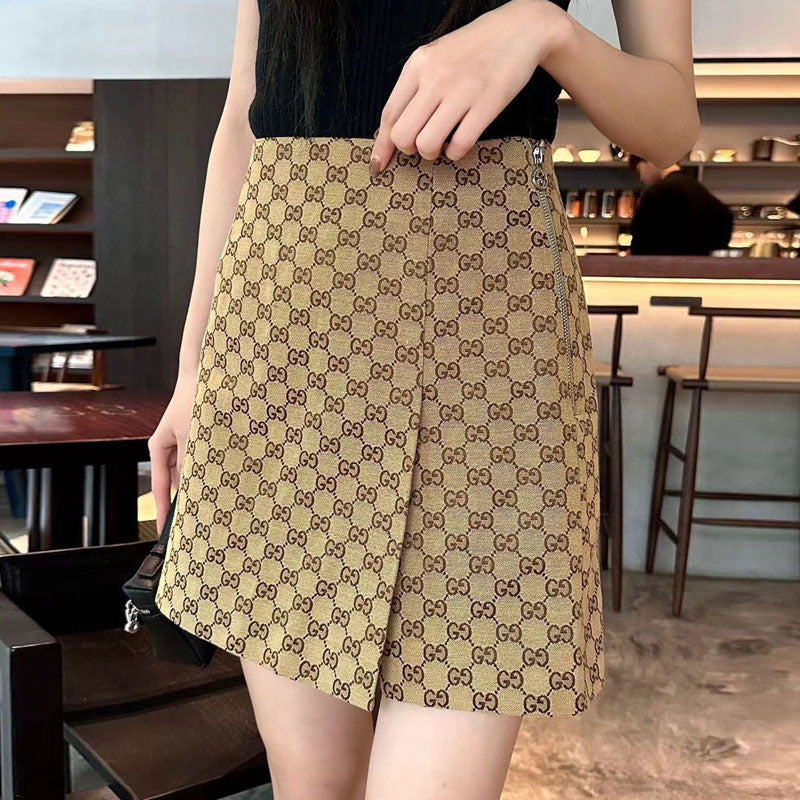 Slim Fit Pleated Letter Printed Skirt