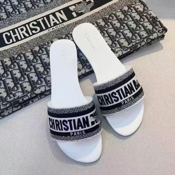 New Summer Grade Women's Slippers