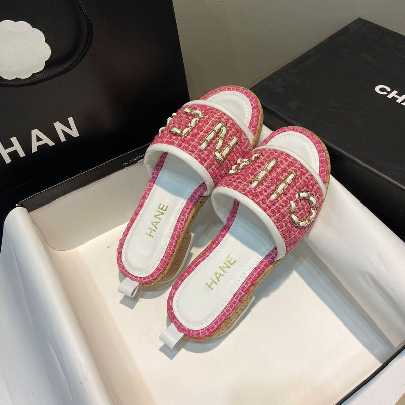 Fashion Versatile Chain Flat Slipper