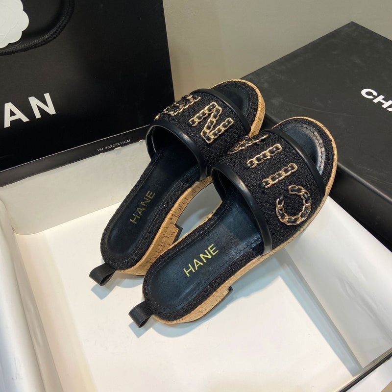 Fashion Versatile Chain Flat Slipper