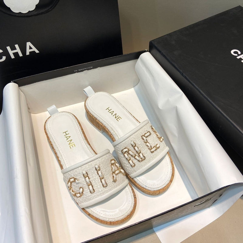 Fashion Versatile Chain Flat Slipper