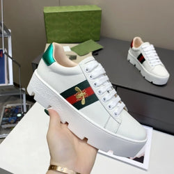 Fashion and Versatile Casual Bee Sports Shoes