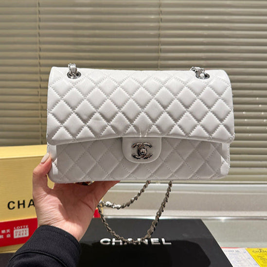 Vintage High quality Chain Flap Handbag