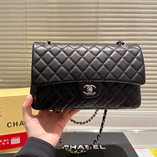 Vintage High quality Chain Flap Handbag