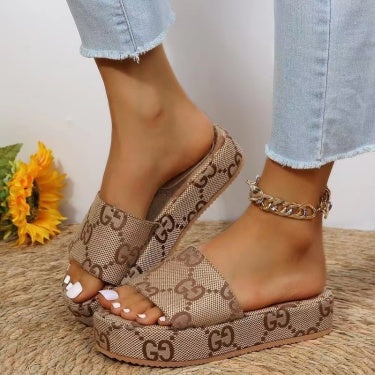 New Letter Thick Sole Sandal