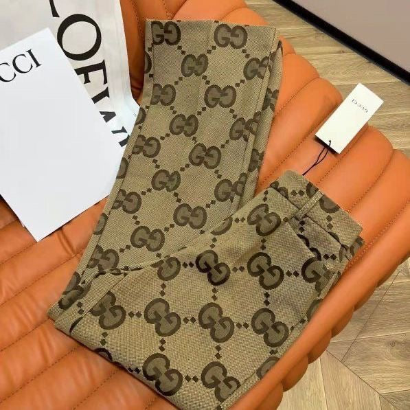 New Jacquard Large Letter Suit