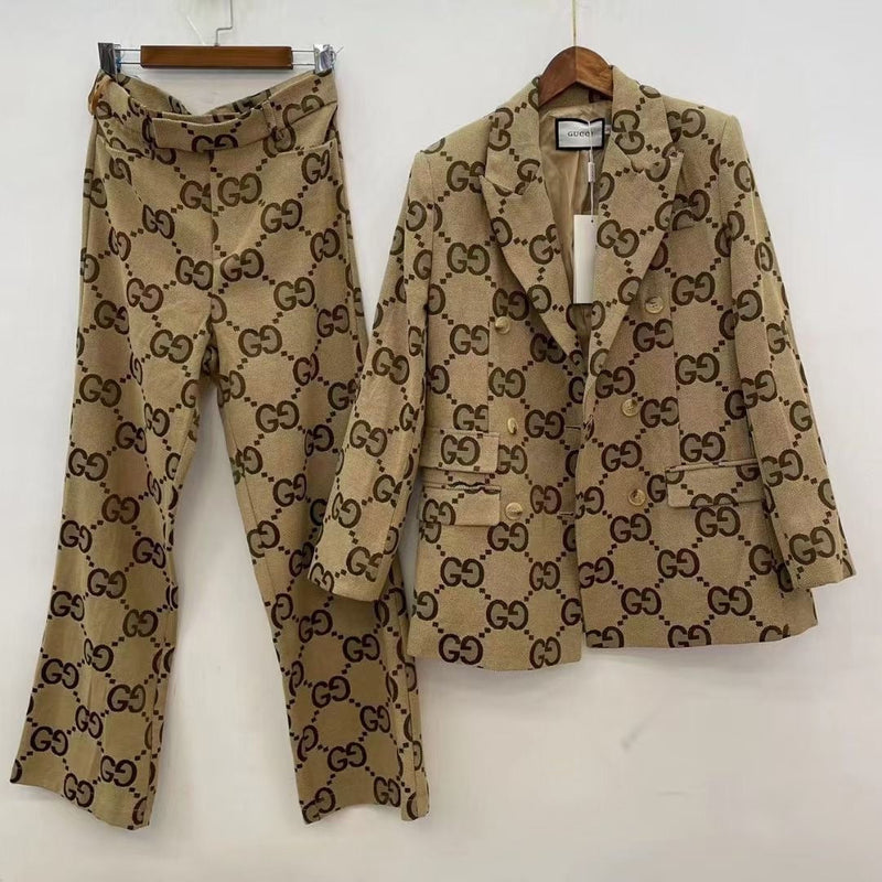 New Jacquard Large Letter Suit