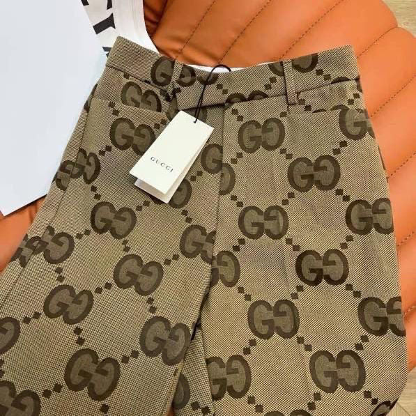 New Jacquard Large Letter Suit