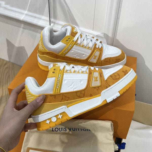 Stylish Printed Lace-up Sneakers
