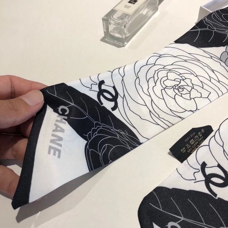 Rose Pattern Leisure Silk Scarf