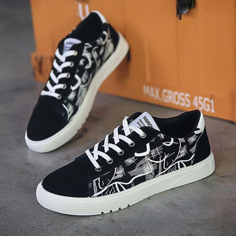 Canvas Cloth Lace Up Men's Sneakers