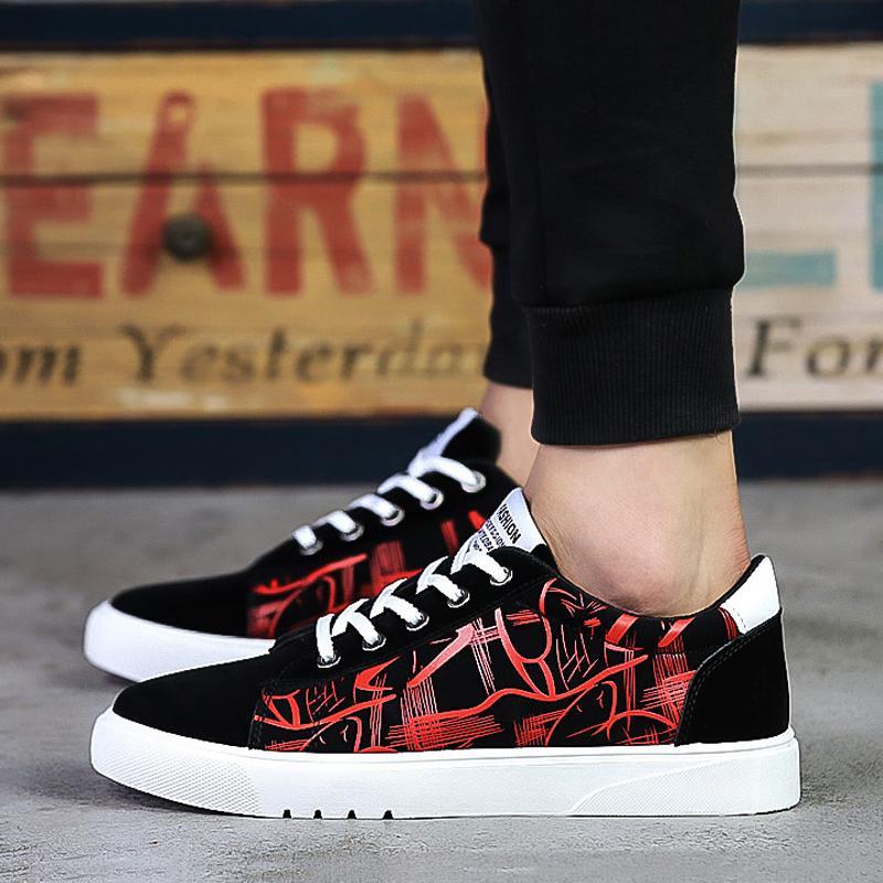 Canvas Cloth Lace Up Men's Sneakers