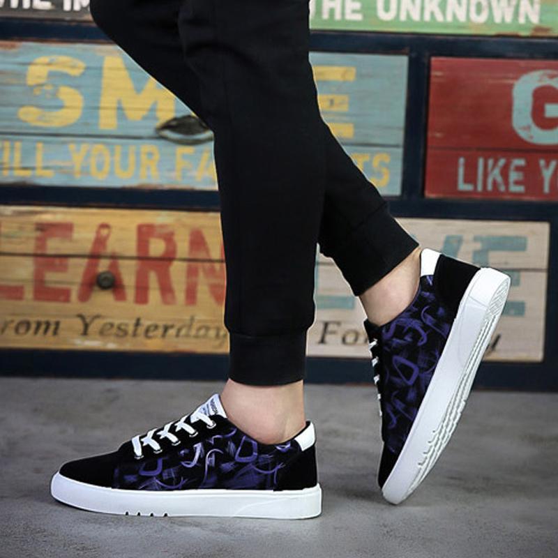 Canvas Cloth Lace Up Men's Sneakers