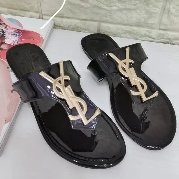 New Stylish And Minimalist Sandals