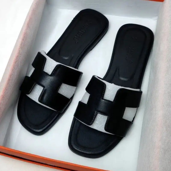 New Stylish And Minimalist Sandals