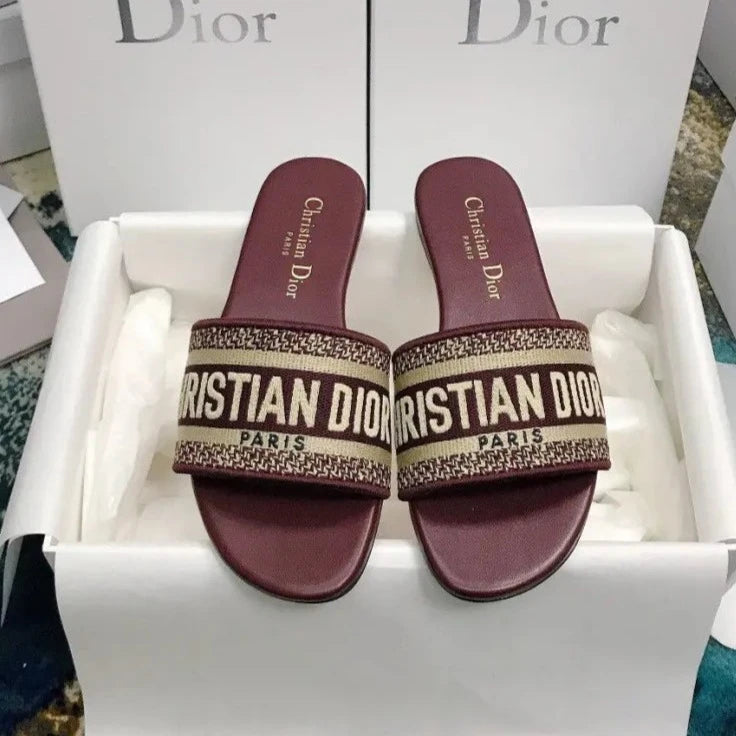 New Summer Grade Women's Slippers
