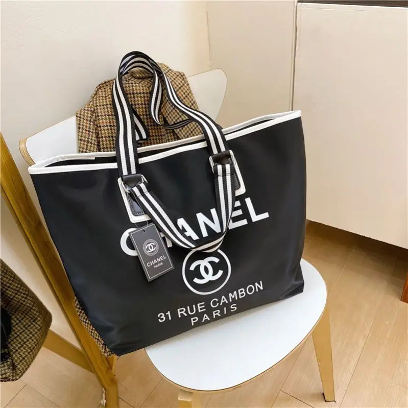Fashion Versatile Letter Casual Handbag