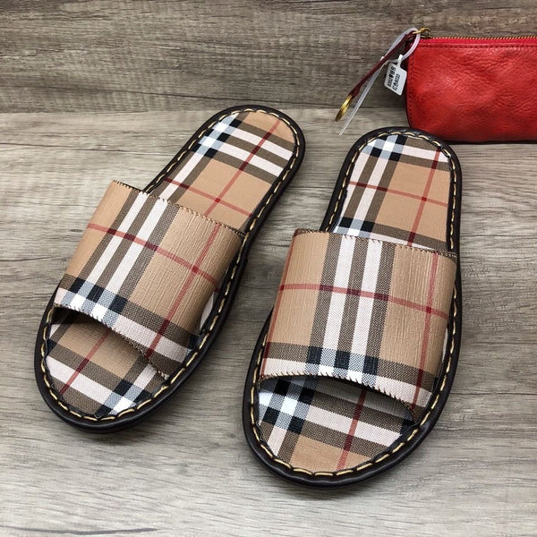 Convenient And Comfortable Slippers