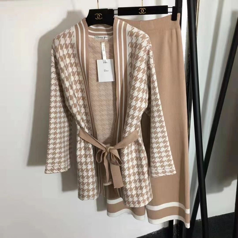 Cardigan And Wide-Leg Pants Women's Suit
