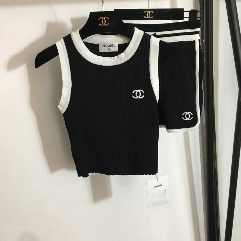 Letter Printed Ladies 2 Piece Suit Short Sleeve Top & Pants